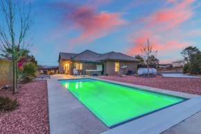 Lakeside Oasis at Sand Hollow 2780 Private Heated Pool, Spa, and RV Parking